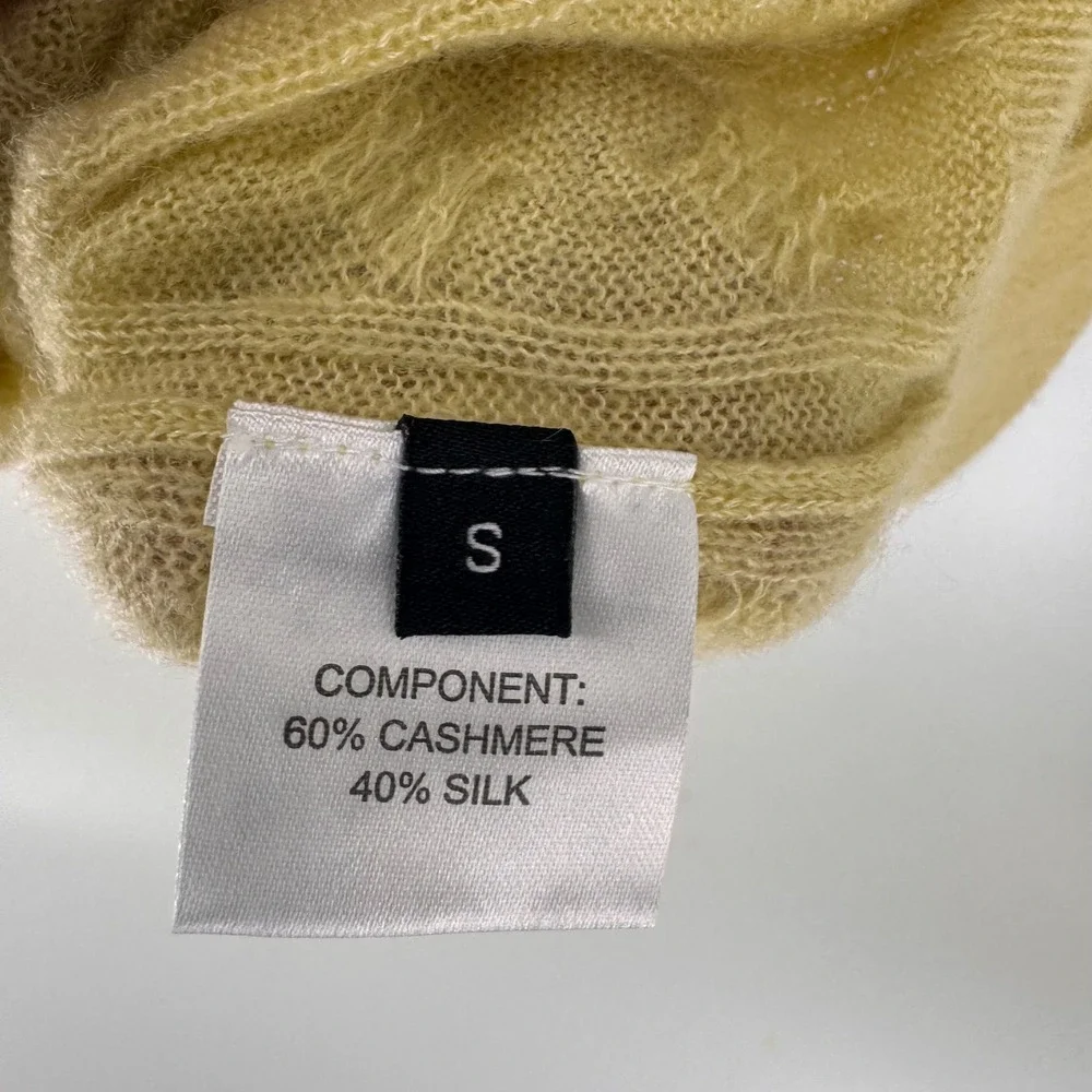 Cashmere Silk Cable Knit Sweater Mens Small pale Yellow  Crew Neck Pullover